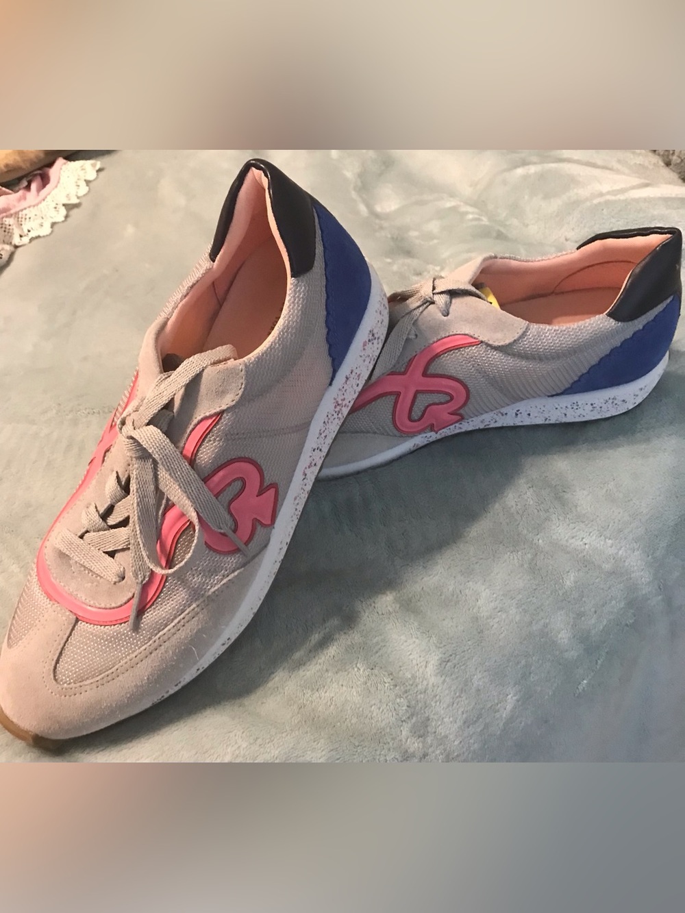 Kate Spade Brigitte Runner - Picture 5 of 7